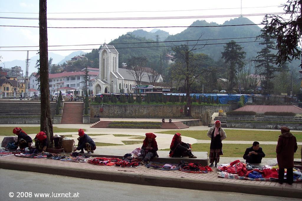 Sa Pa street market