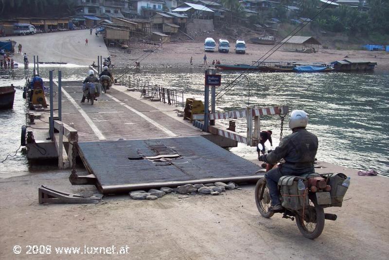 Nam Ou river ferry