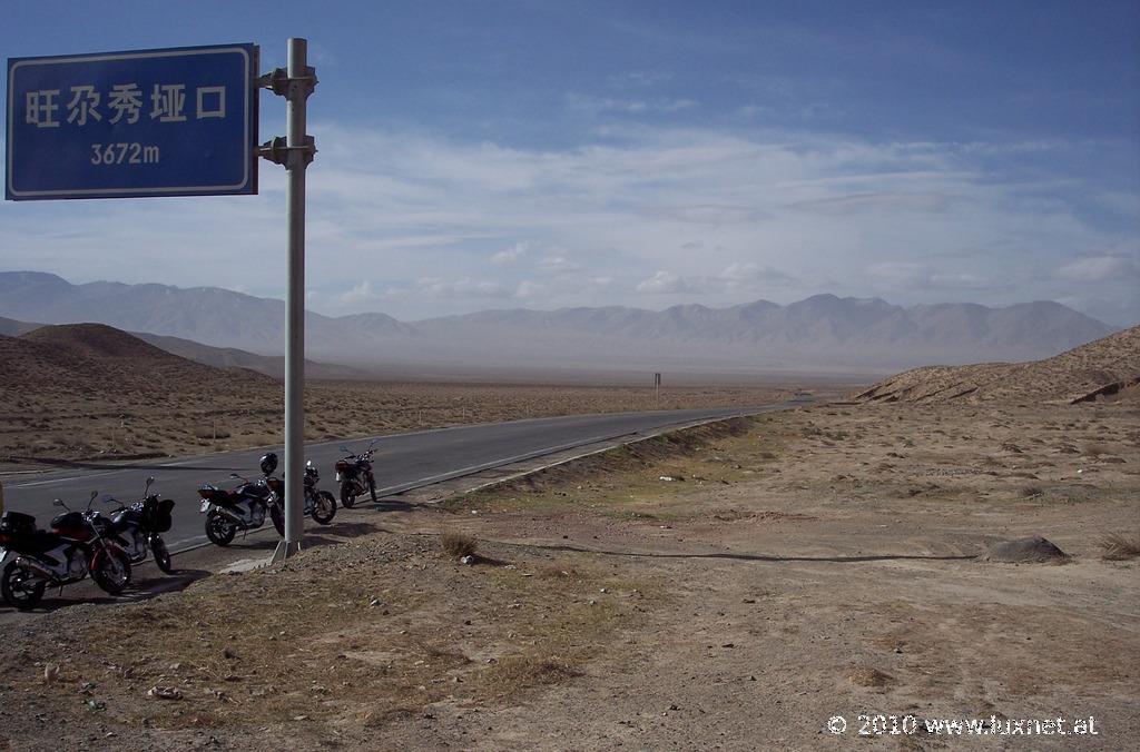 Wan Gai Xiu Pass, 3672m (Qinghai)