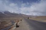 Between Golmud and Kunlun Pass (Qinghai)