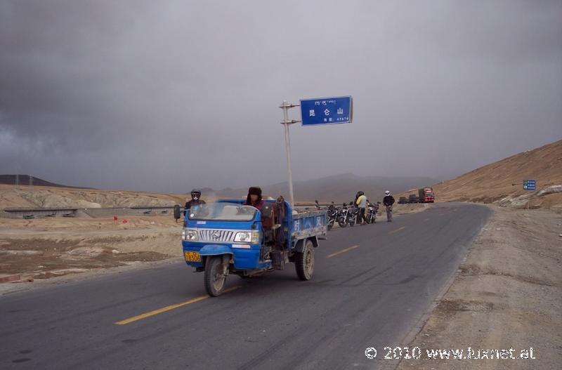 Kunlun Pass, 4765m (Qinghai)