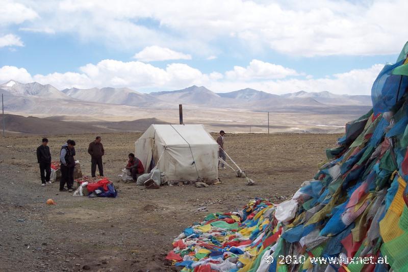 Lhakpa Pass, 5267m (Tsang)