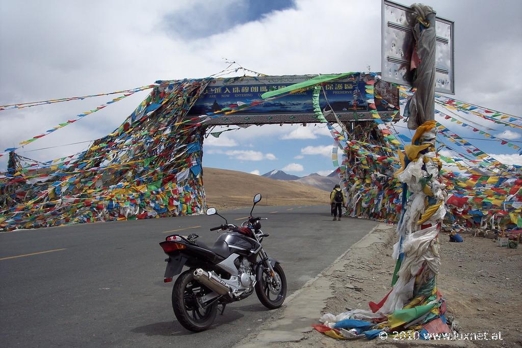 Lhakpa Pass, 5267m (Tsang)