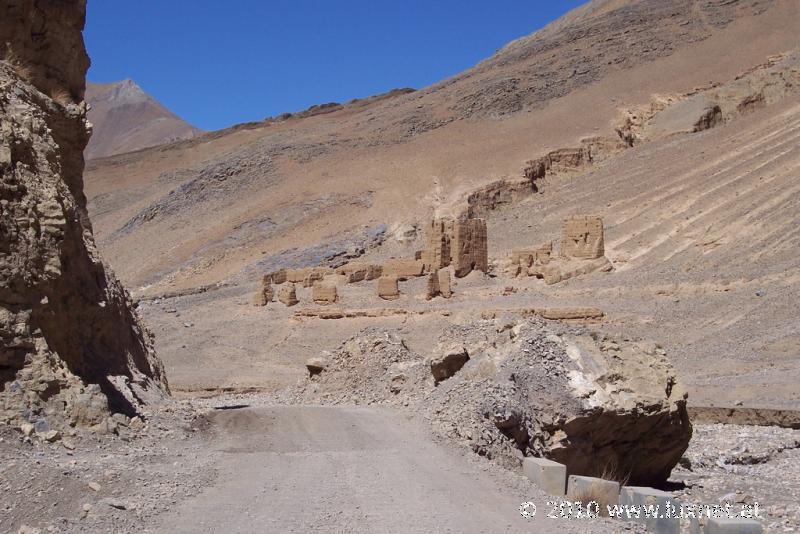 Ancient Ruins (Tsang)