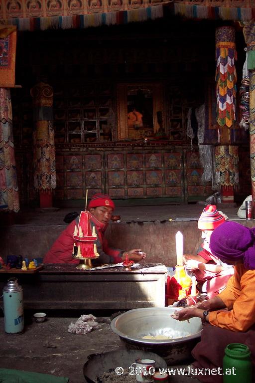 Rongbuk Monastery (Tsang)