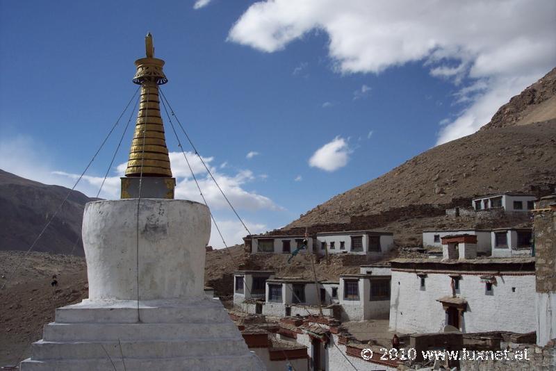 Rongbuk Monastery (Tsang)