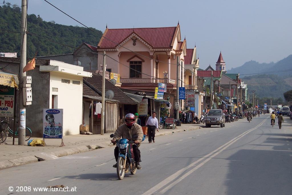 Typical village in the Nghe Anh province