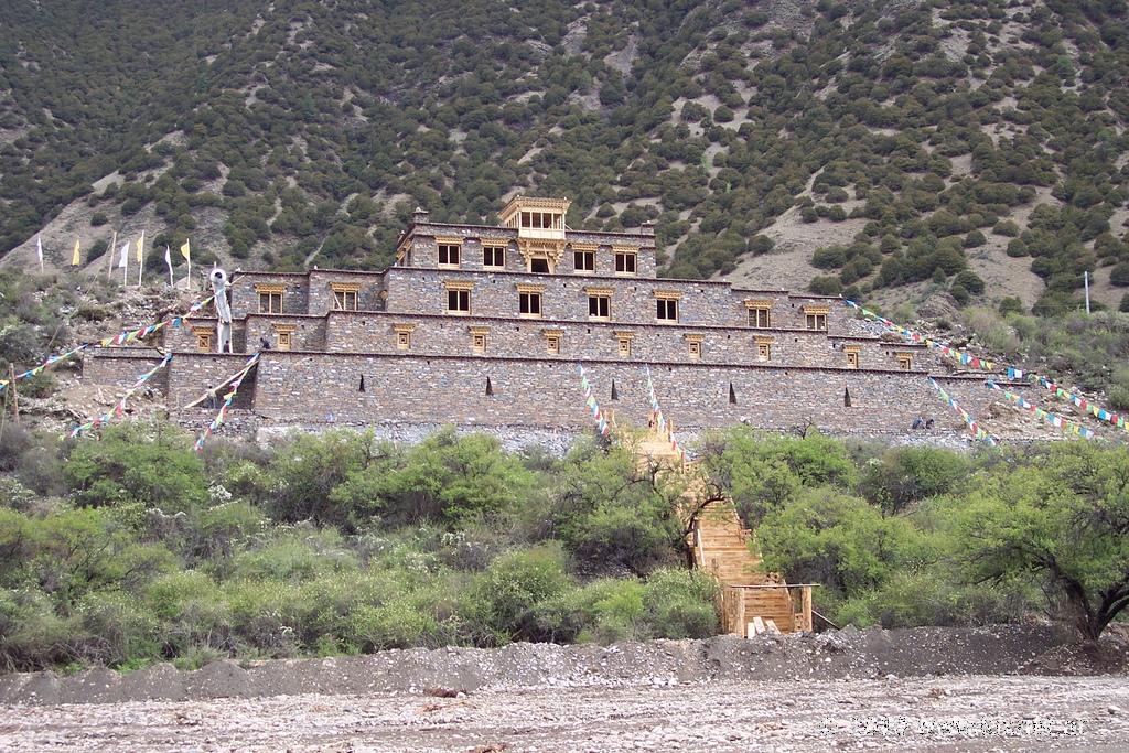 Along the Tibet-Sichuan Highway