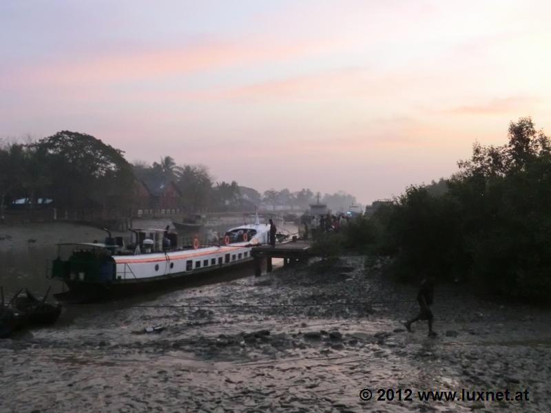 Harbour (Sittwe)