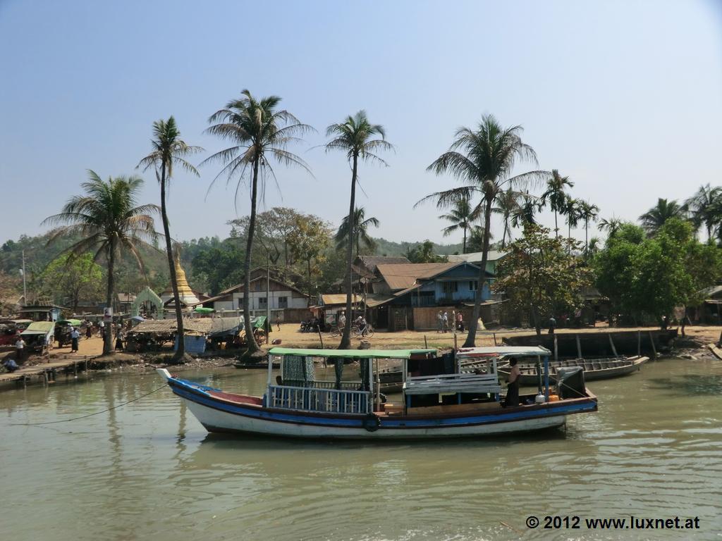 Harbour (Mrauk U)