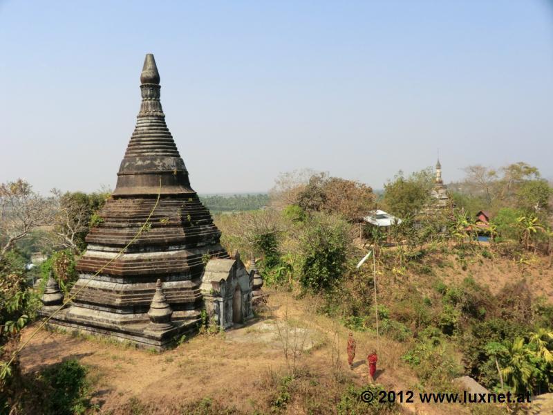 Temple (Mrauk U)