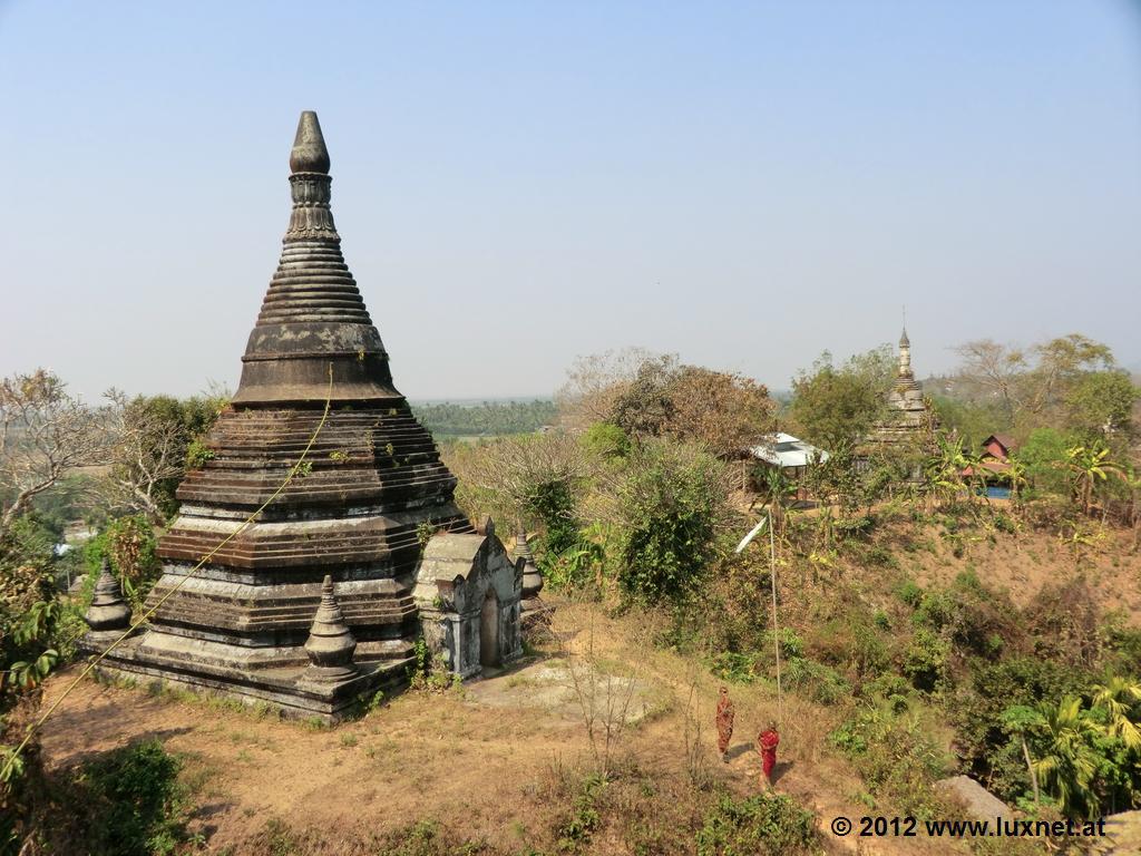 Temple (Mrauk U)