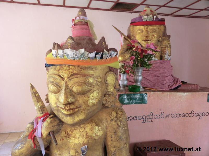 Shwezigon Pagoda (Bagan)