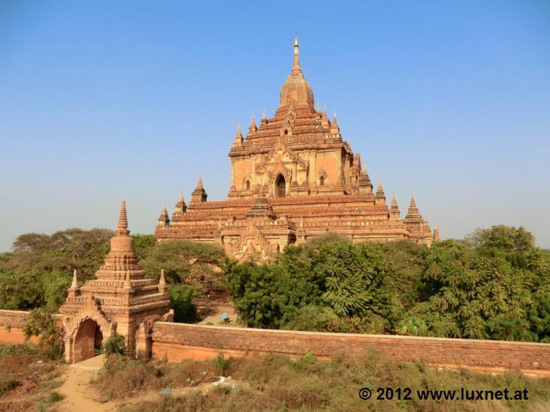 Htilominlo Temple (Bagan)