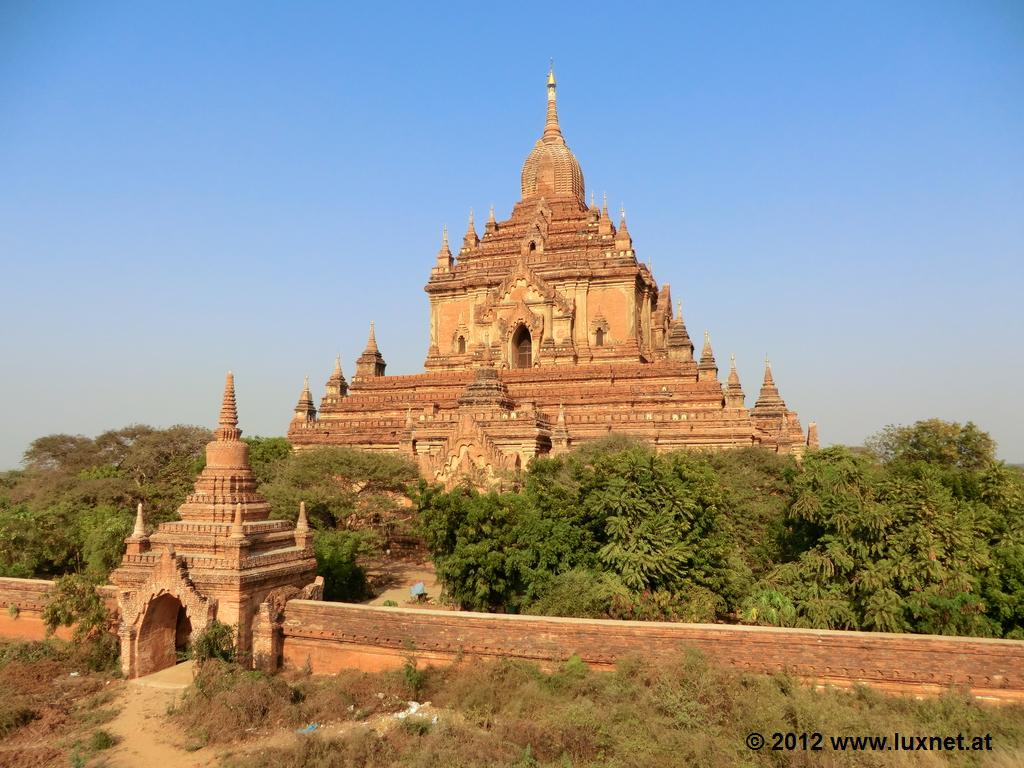 Htilominlo Temple (Bagan)