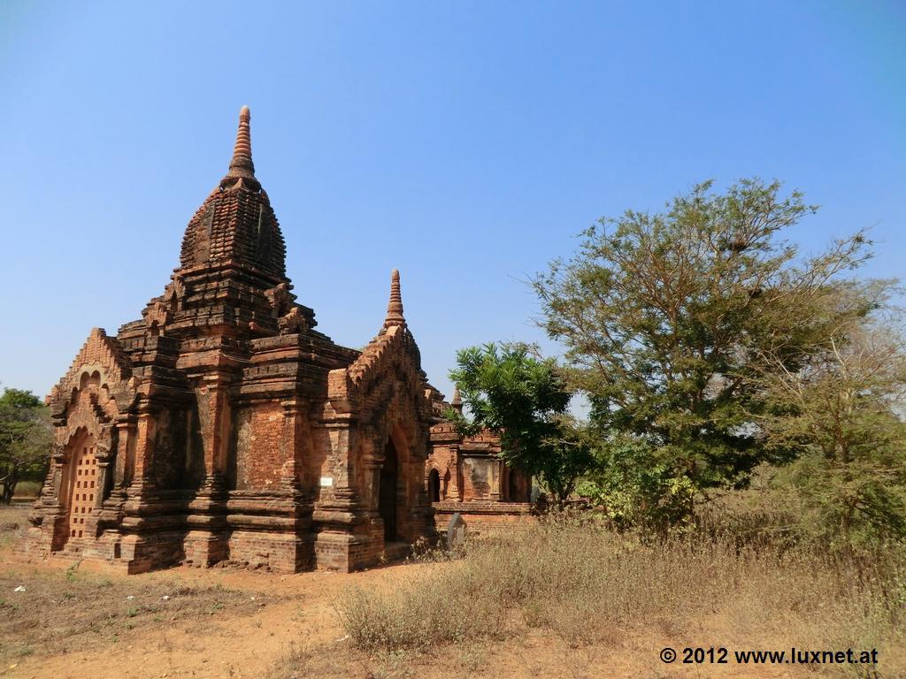Temple Scenery (Bagan)
