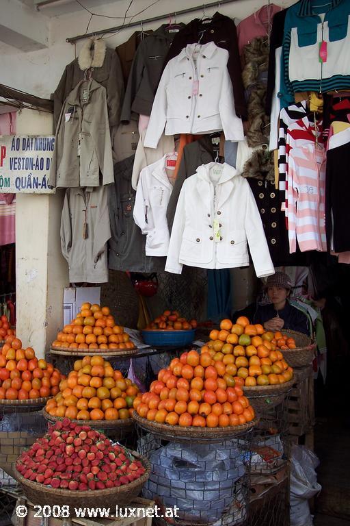 Street market (Da Lat)