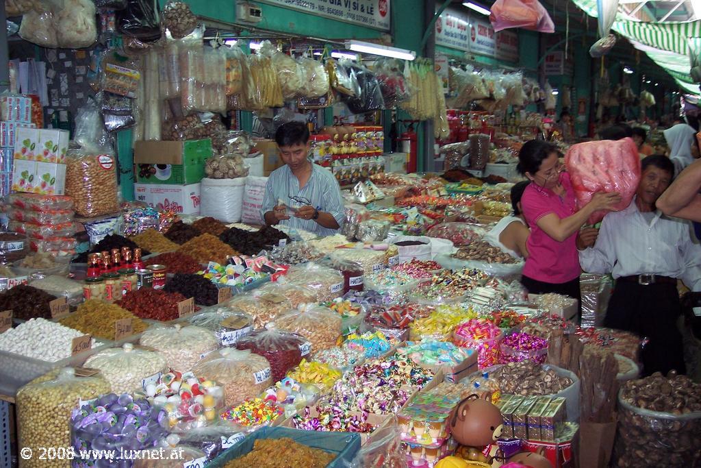 Cho Bin Thy market (Cholon)