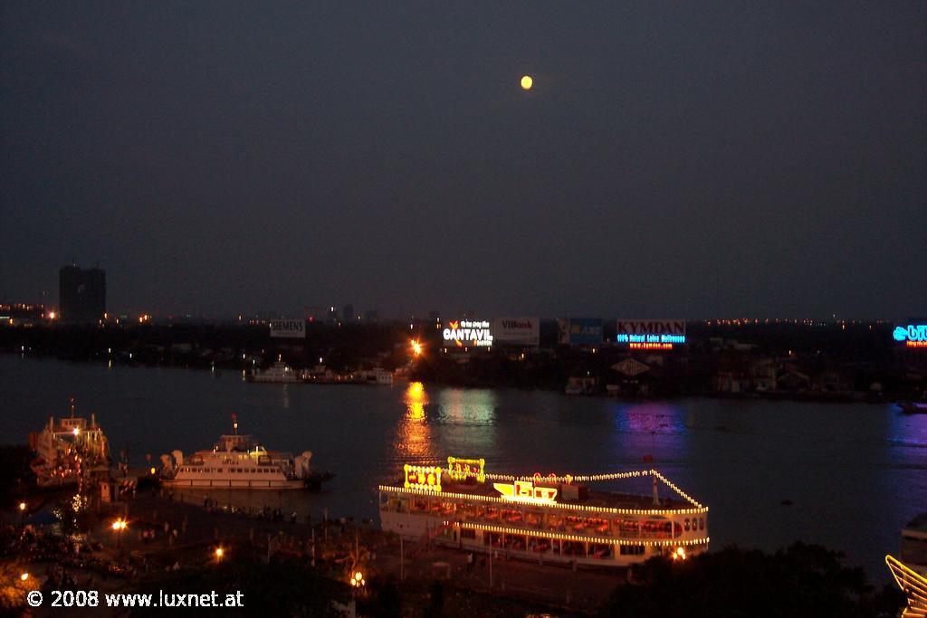 Sai Gon river (Saigon)