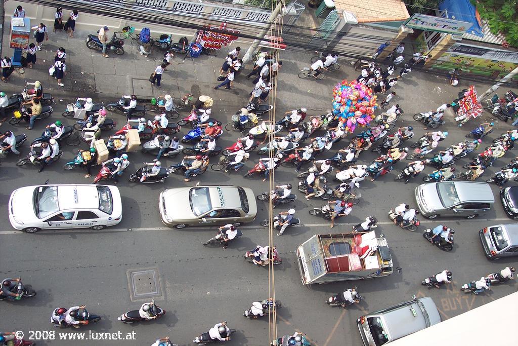 Street scene (Saigon)