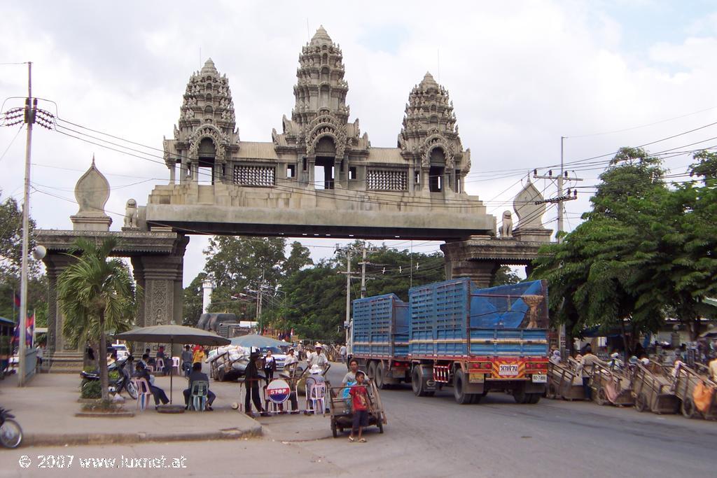 Poipet (Cambodia border)