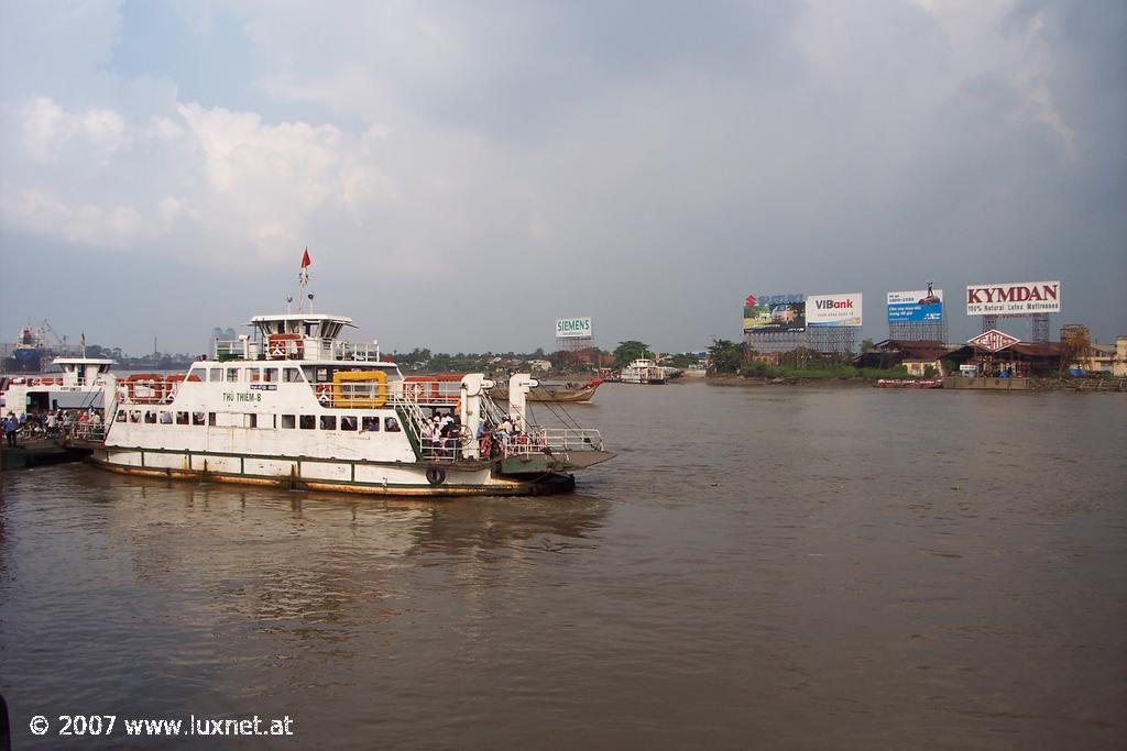 Saigon river (Saigon)